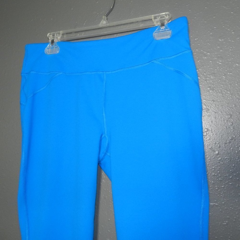 Fabletics Womens Blue Basic Crop Workout Athletic… - image 5